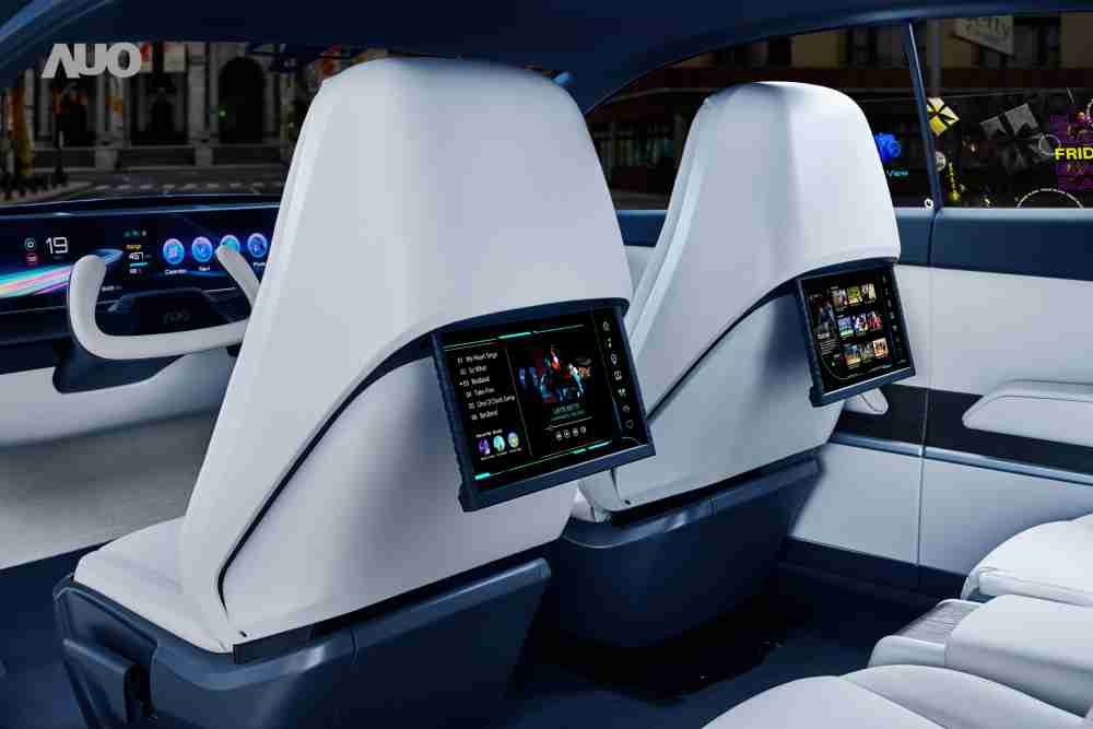 尊龙集团将于CES 展示全新Smart Cockpit 2024，，，可紧密串连使用者多元需求，，并革新座舱内部的应用和设计，，带来身历其境且引人入胜的视觉飨宴，，满足驾乘人员的全方位体验