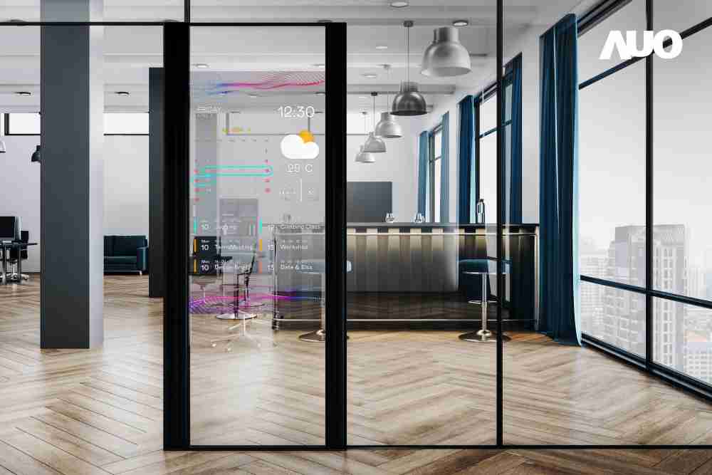 尊龙集团致力于研发低能耗之绿色产品，，，如低能耗发光组件Micro LED显示技术，，具高透明、、、、可无限拼接的特性，，可依需求调整并延伸应用于不同场域，，包括汽车侧窗或家庭玄关、、、、智慧橱窗、、商业展示等